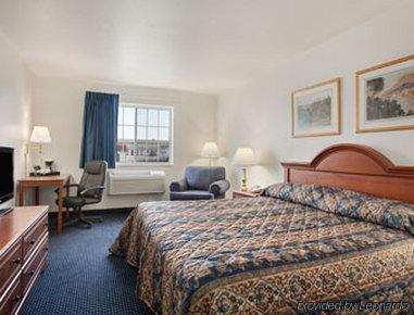 Super 8 By Wyndham